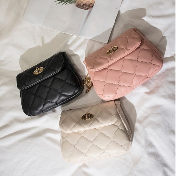 Pink Quilted Crossbody Bag - Picture 4 of 8